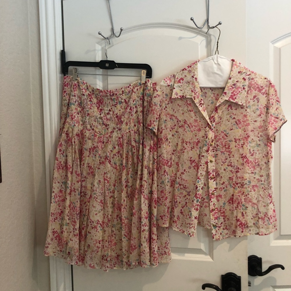 Gold shimmer 2 Piece St John Outfit